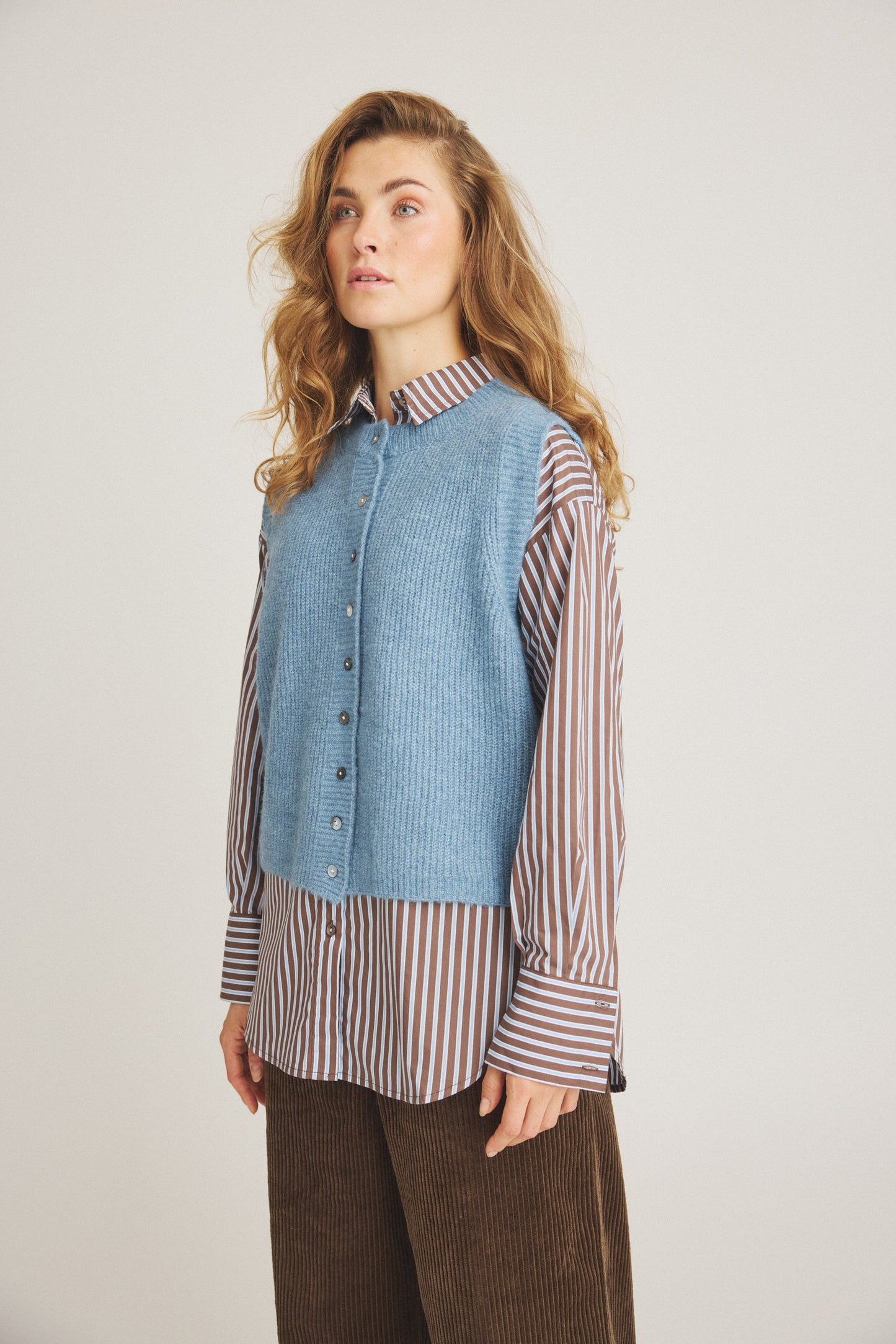 LUXZUZ // ONE TWO Gertantu Shirt Shirt 788 Chocolate Chip