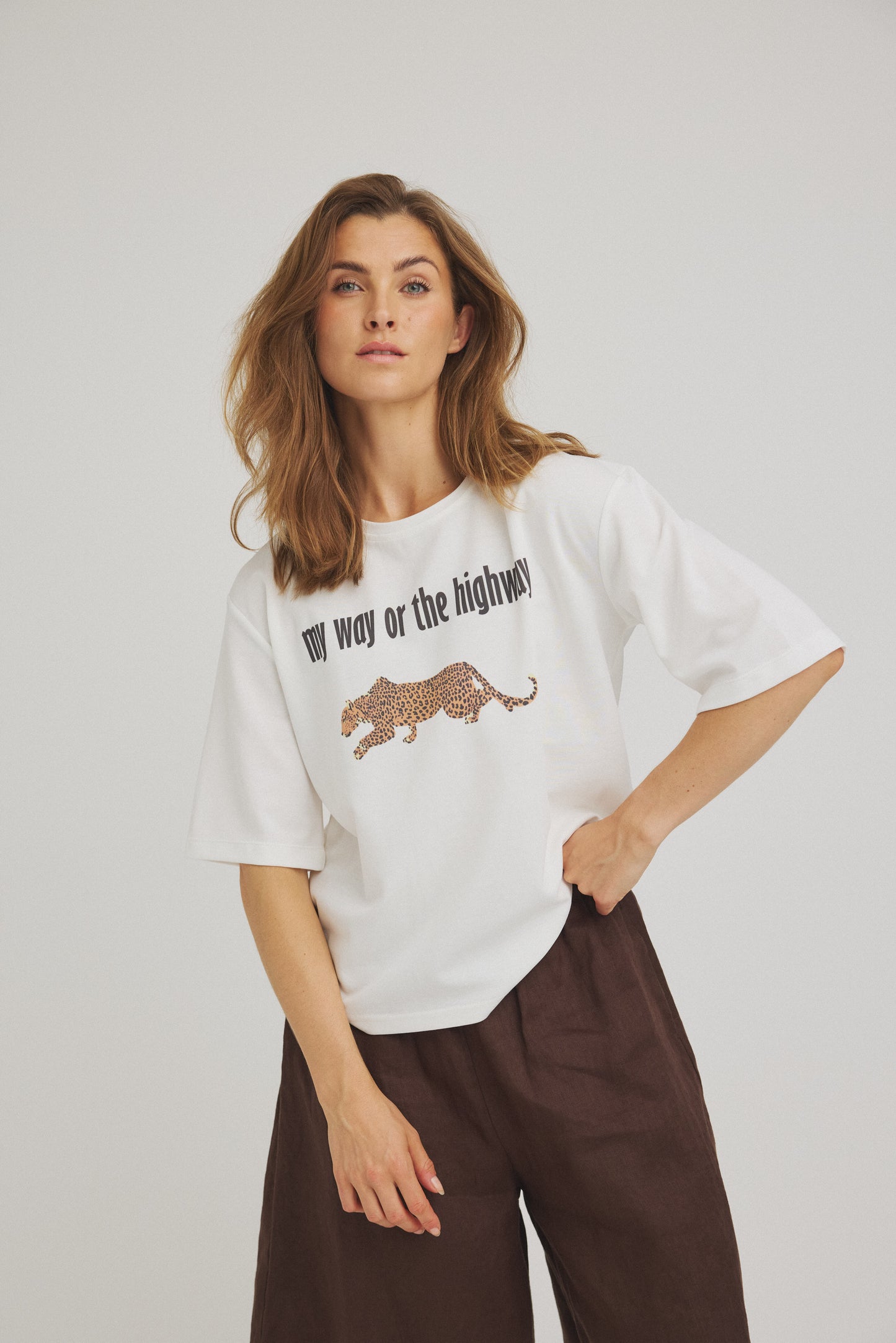 LUXZUZ // ONE TWO Hiway T-shirt T-Shirt 737 Cream