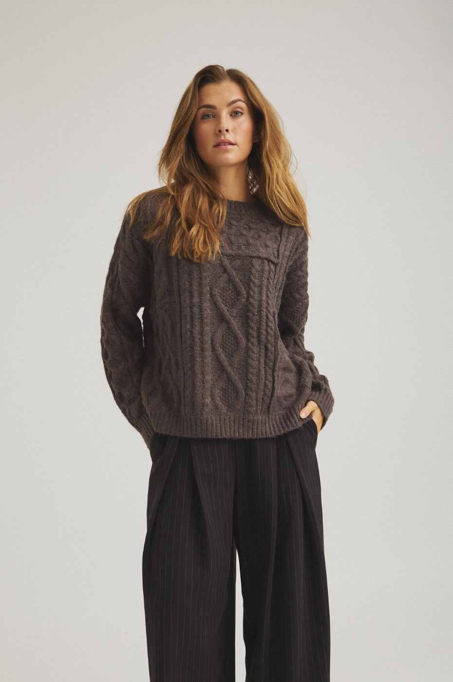 LUXZUZ // ONE TWO Jelona Knit Knit 787 Delicioso