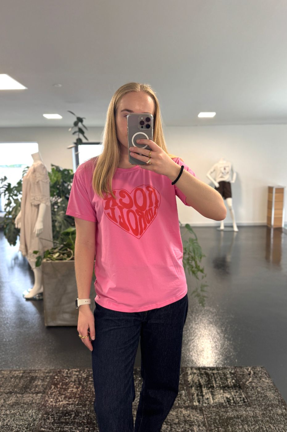 LUXZUZ // ONE TWO Rock & Roll T-shirt T-Shirt 325 Prism Pink