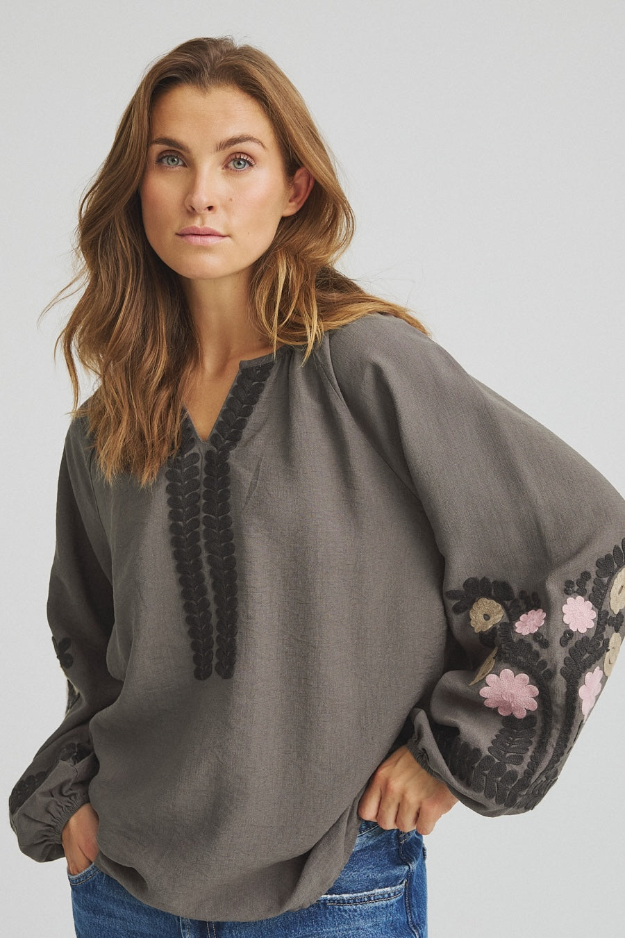 LUXZUZ // ONE TWO Adel Blouse Blouse 788 Chocolate Chip