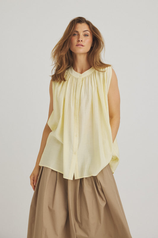 LUXZUZ // ONE TWO Agathe Top Blouse Soft Yellow 1029