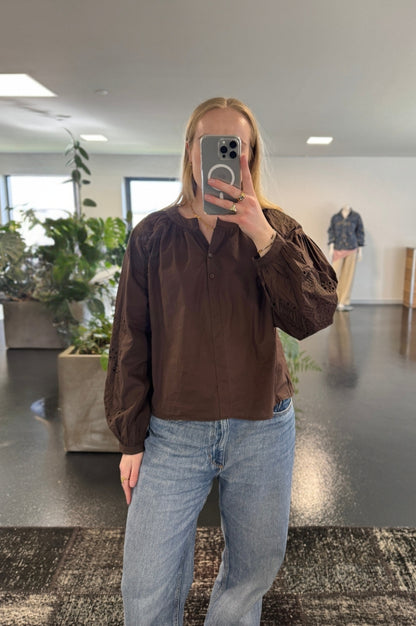LUXZUZ // ONE TWO Alis Blouse Blouse Dark Brown 7090
