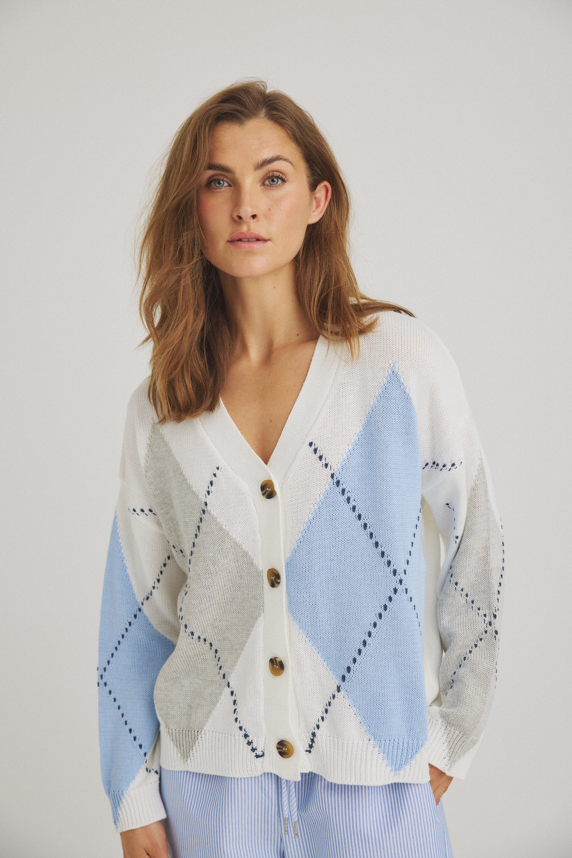 LUXZUZ // ONE TWO Ambrosia Knit Knit 737 Cream