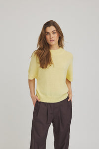 Batseba Knit - Pastel Yellow
