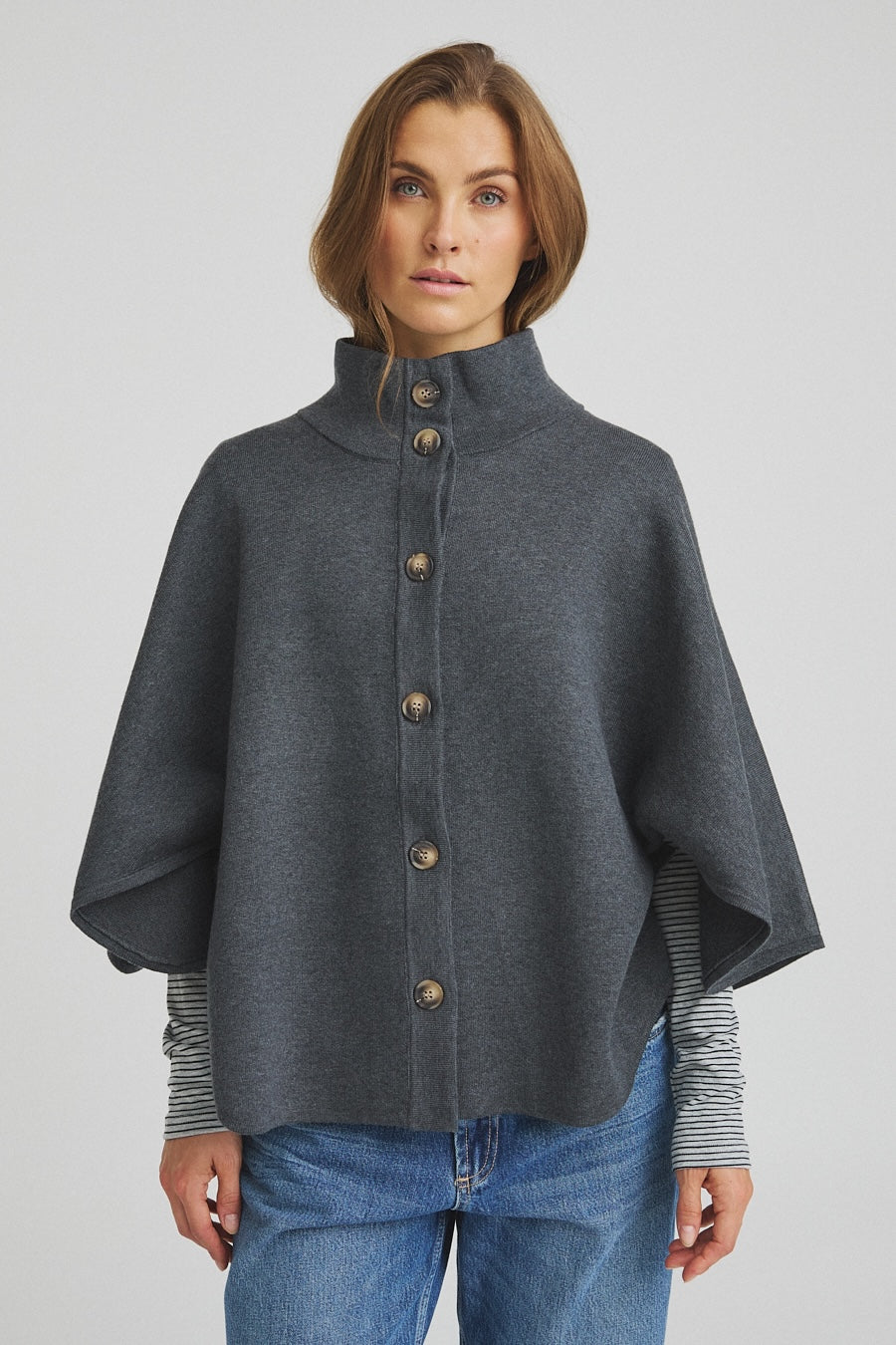 LUXZUZ // ONE TWO Birdie Knit Knit 833 Asphalt