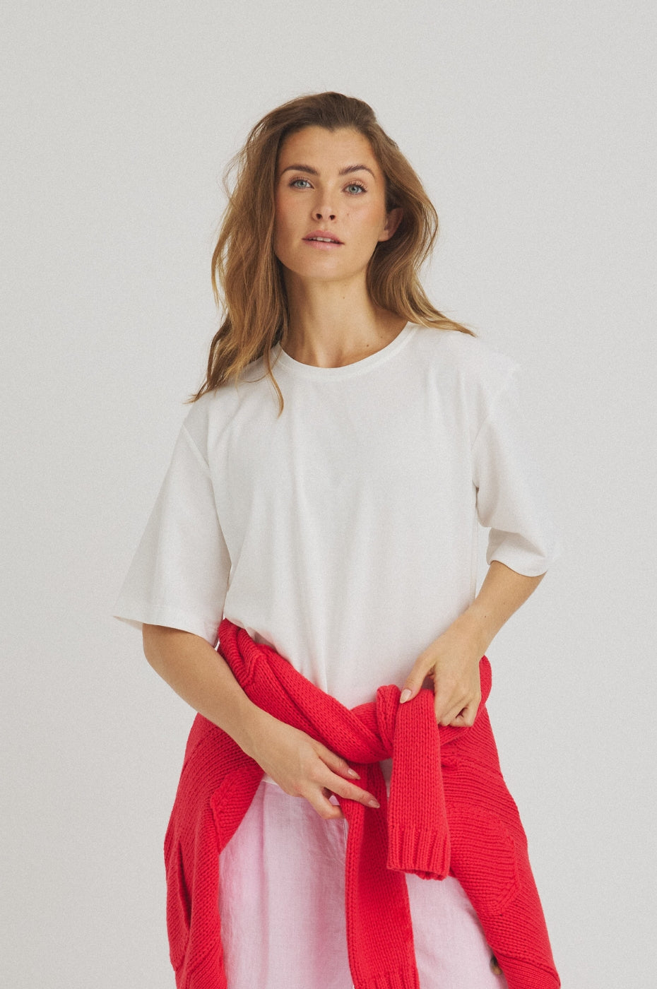 LUXZUZ // ONE TWO Boxy T-shirt T-Shirt 737 Cream