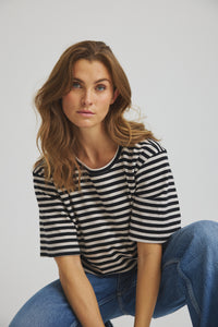 Boxy T-shirt - Black