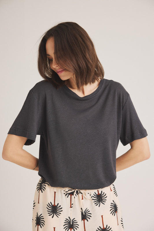 LUXZUZ // ONE TWO Essenti Linen T-Shirt T-Shirt 833 Asphalt