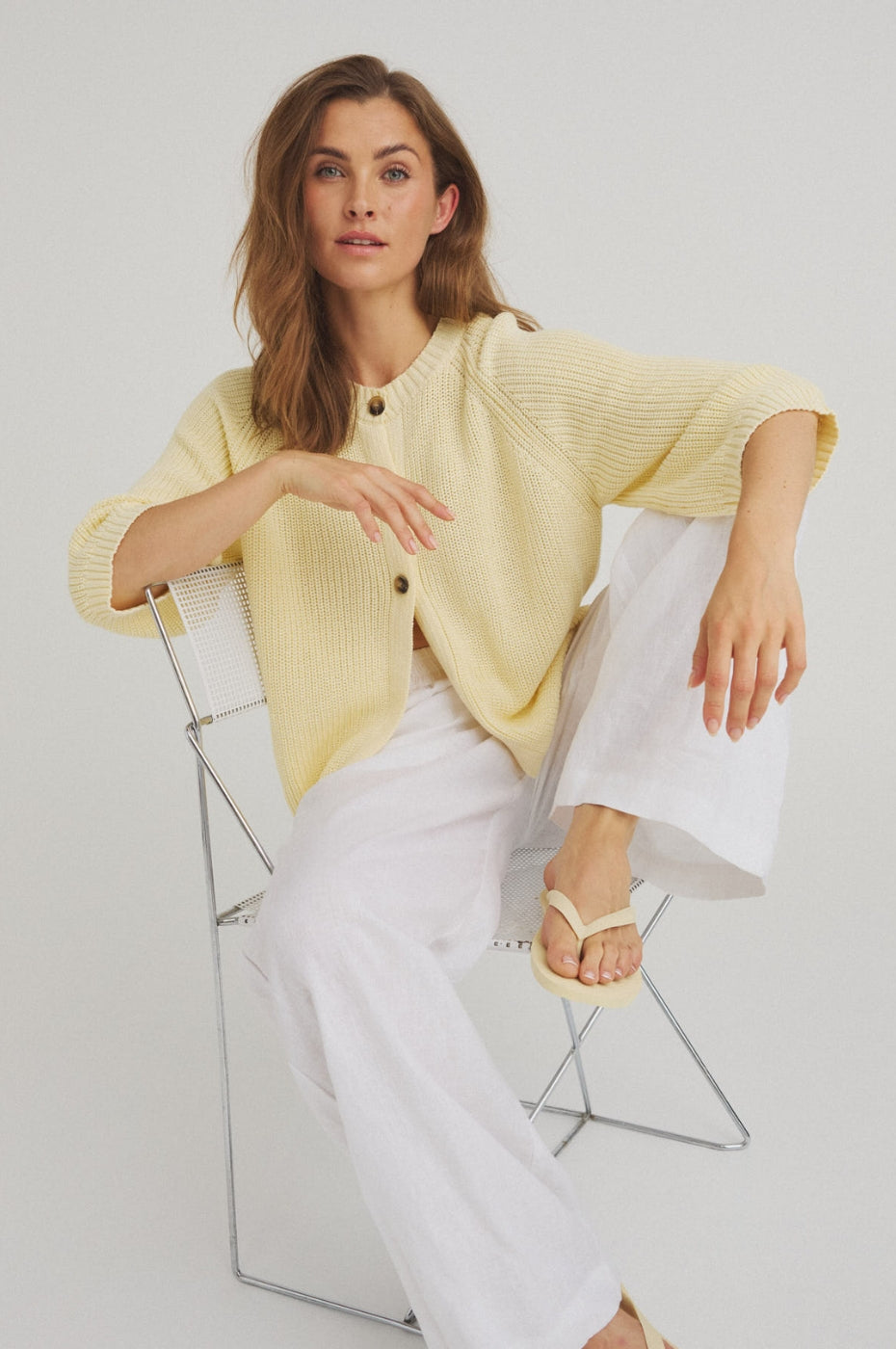 LUXZUZ // ONE TWO Jayneco Knit Knit 100 Anise Flower