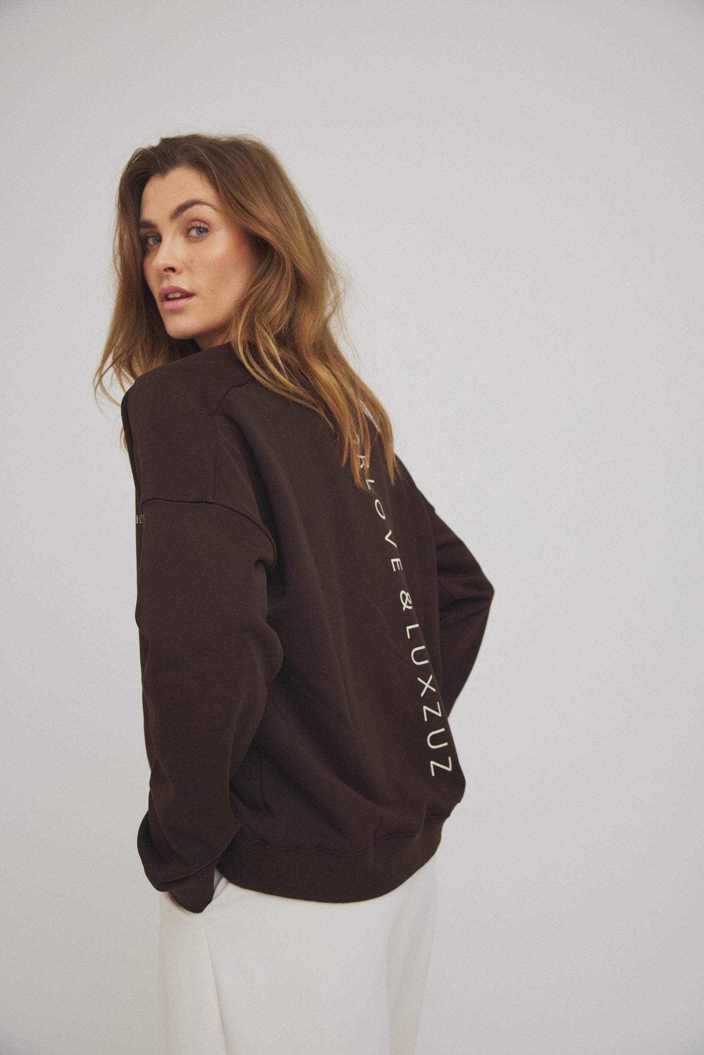 LUXZUZ // ONE TWO Lovelux Sweat Sweat 790 Java Brown