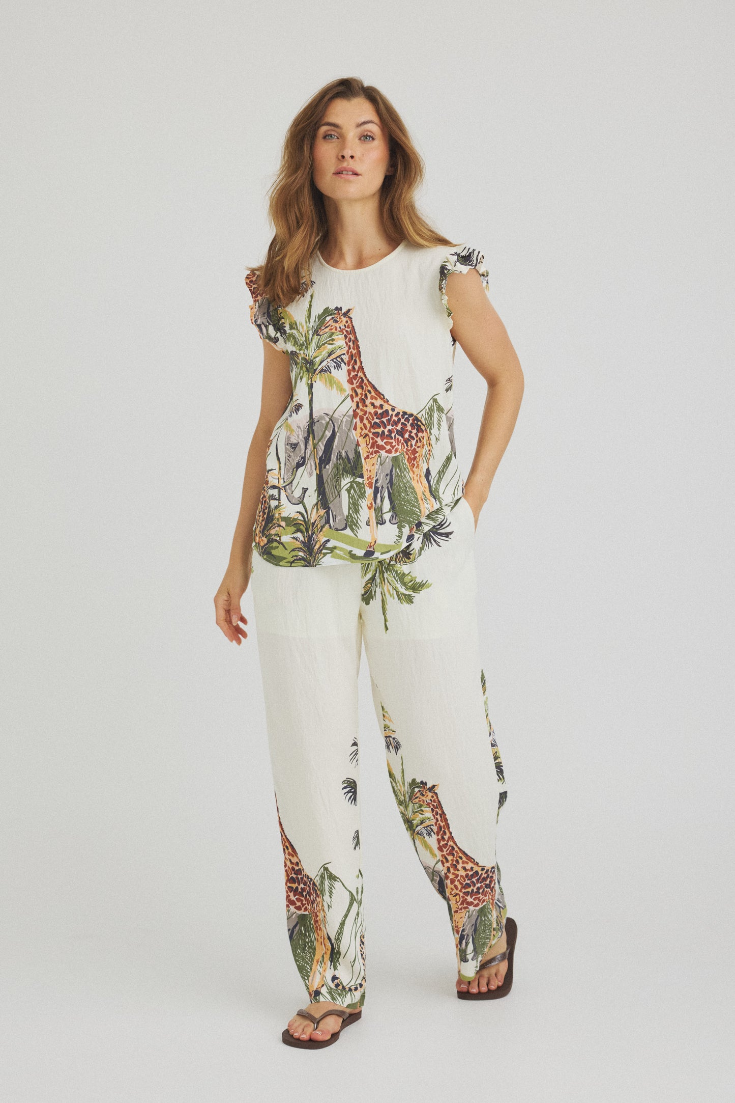 LUXZUZ // ONE TWO Valli Pant Pant Off White 7038