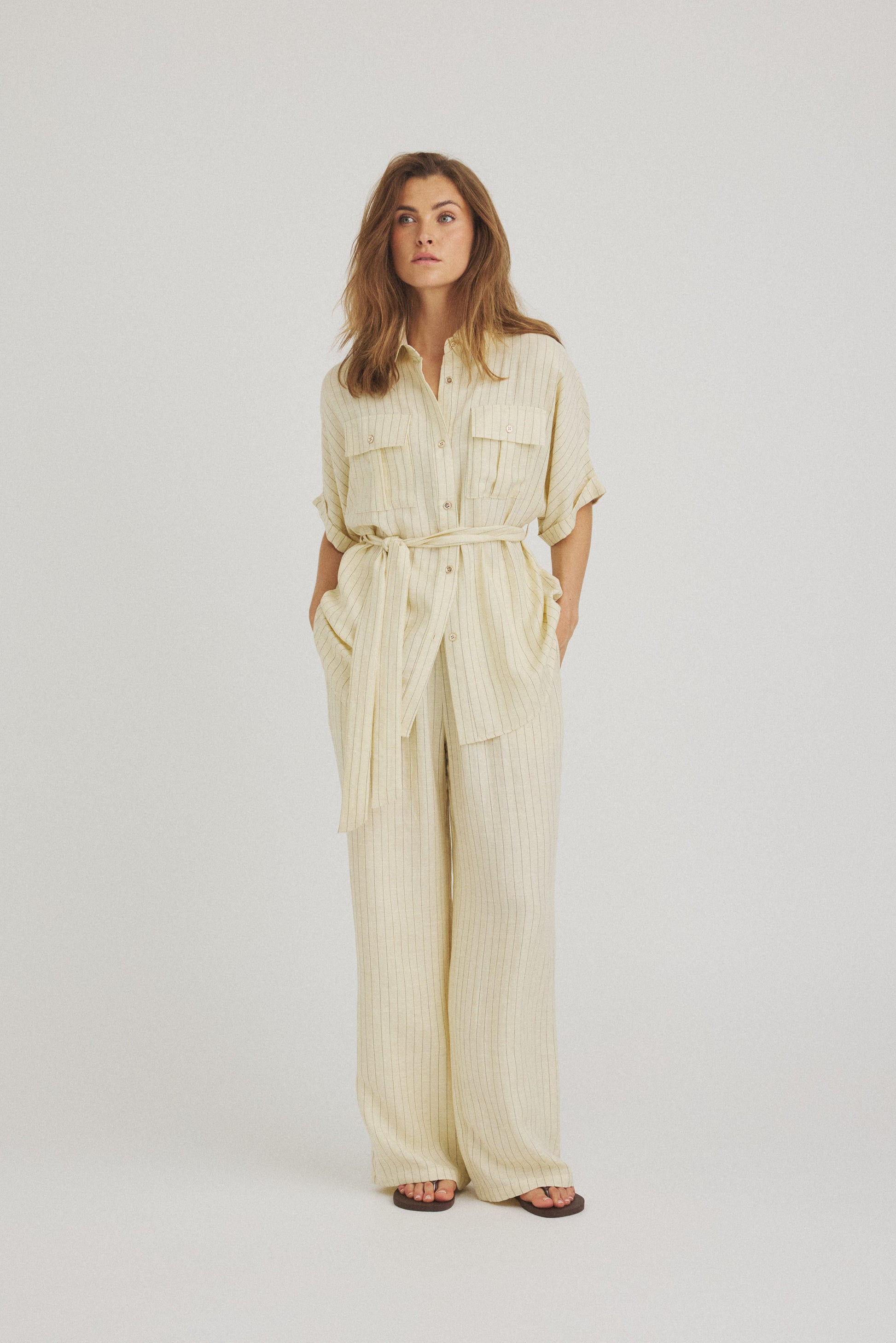 LUXZUZ // ONE TWO Vanda Pant Pant Butter 1030