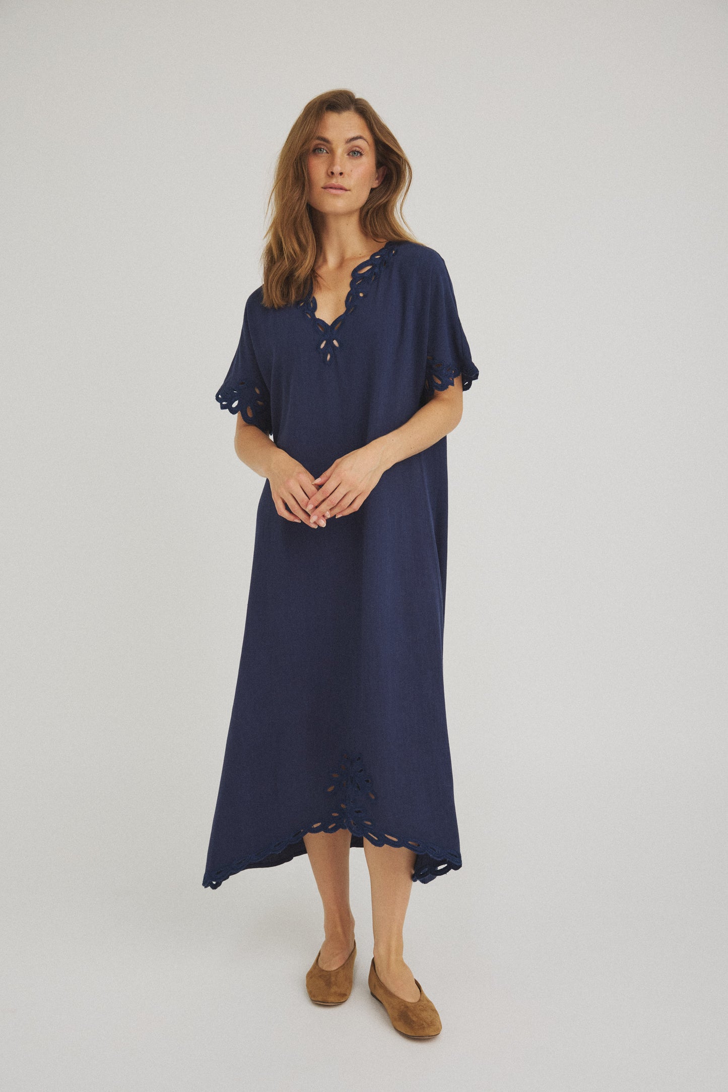 LUXZUZ // ONE TWO Vanessa Dress Dress Dark Blue 5077