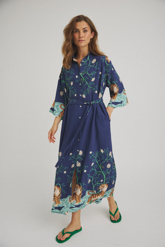 LUXZUZ // ONE TWO Vendla Dress Dress Indigo 5500