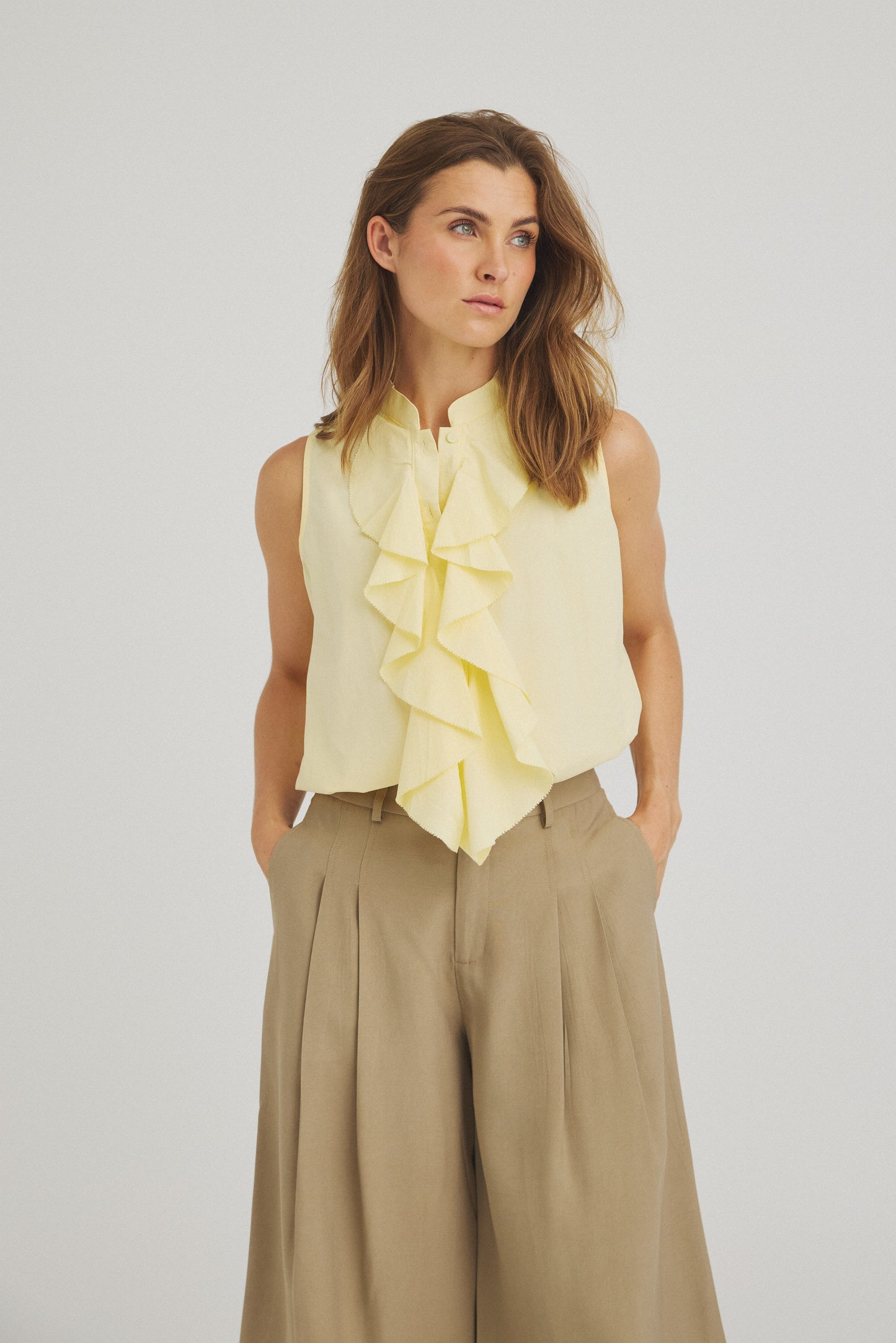 LUXZUZ // ONE TWO Vilhelma top Top Soft Yellow 1029