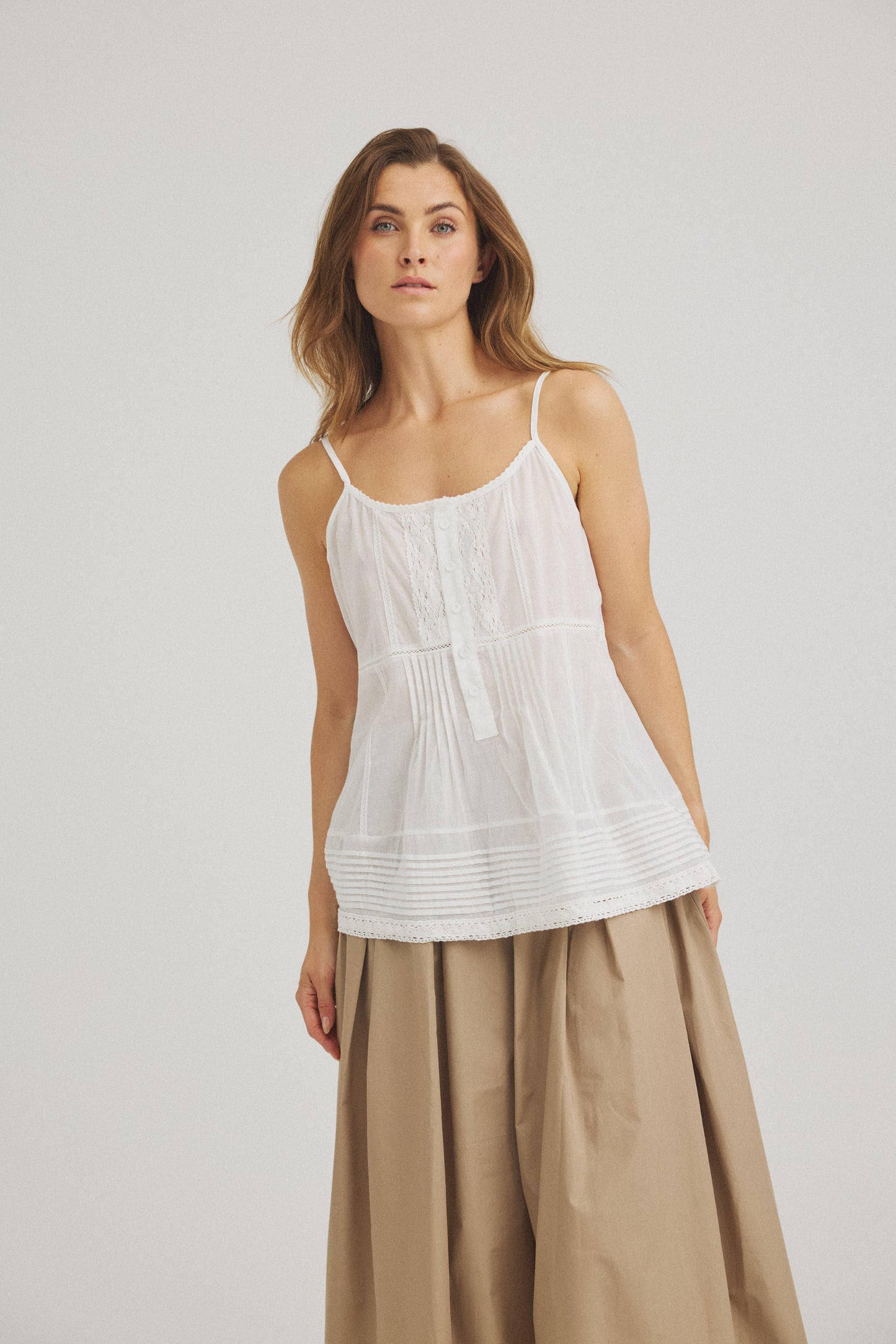 LUXZUZ // ONE TWO Viveca Top Top Cream 7037