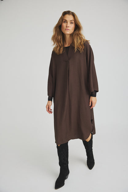 LUXZUZ // ONE TWO Wagna Dress Dress 799 Choco Lux